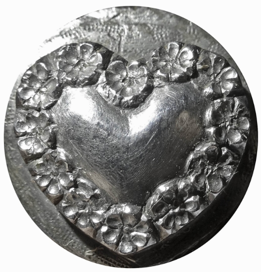 Picture of Impression Die Flower Bordered Heart