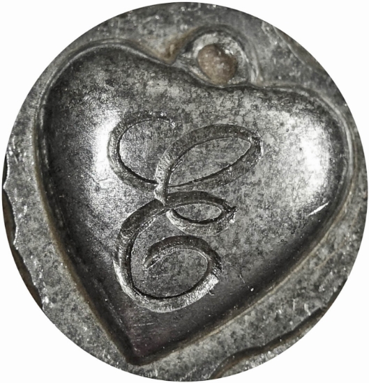 Picture of Impression Die Heart Locket 'E'