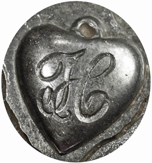 Picture of Impression Die Heart Locket 'H'