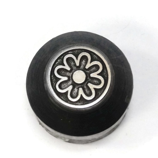 Picture of Impression Die Minimalist Octagonal Flower