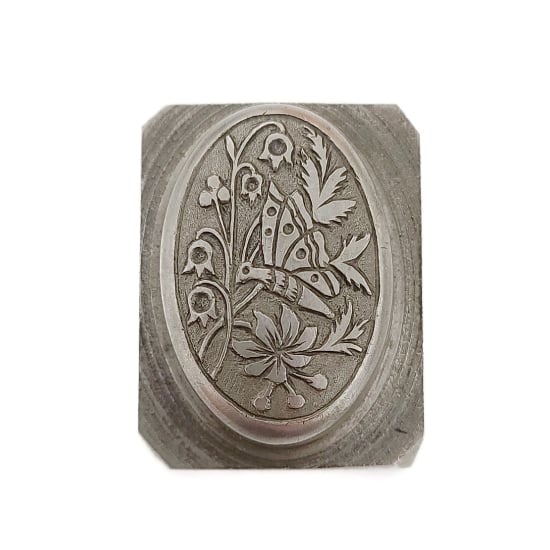 Picture of Impression Die Butterfly with Bell Flower Cameo