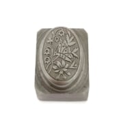 Picture of Impression Die Butterfly with Bell Flower Cameo