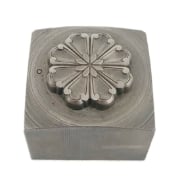 Picture of Impression Die Concave Petals Flower