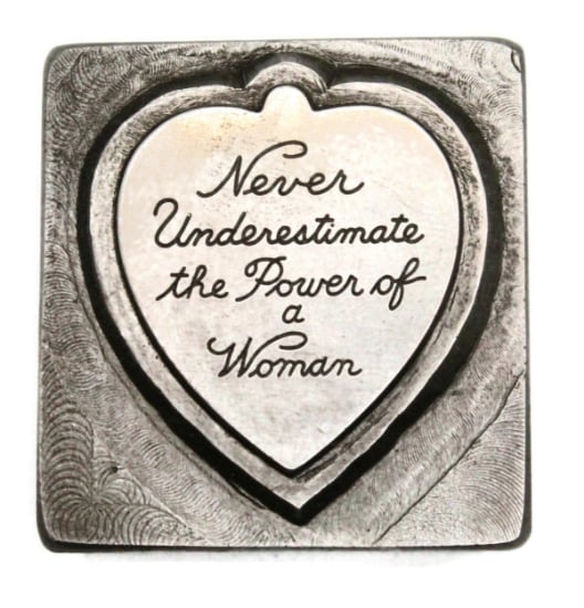 Picture of Impression Die Never Underestimate a Woman
