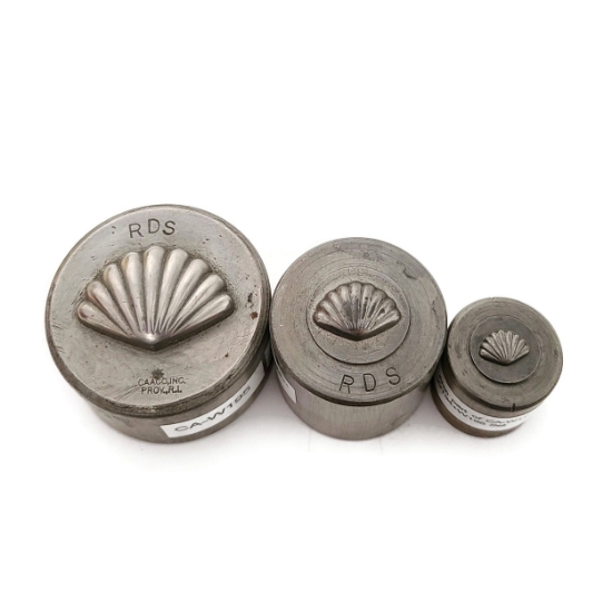 Picture of Impression Die  Shell Concho Set of 3