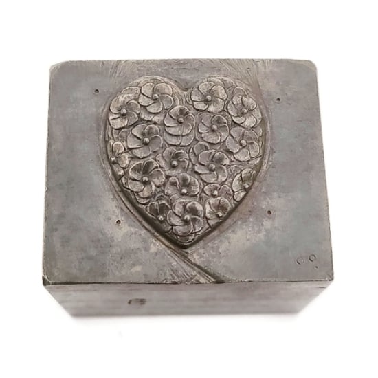 Picture of Impression Die Floral Cluster Heart