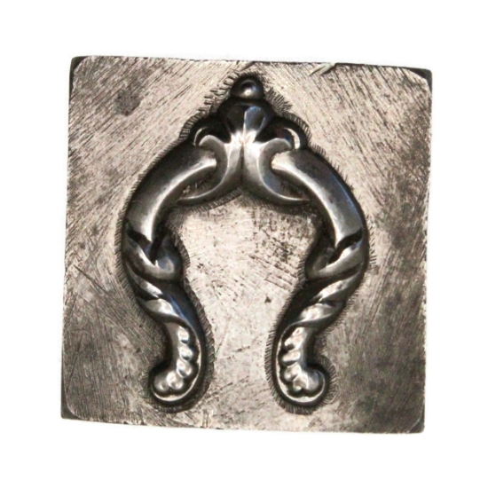 Picture of Impression Die Twisted U Flourish