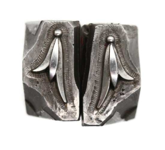 Picture of Impression Die Hanging Blooms