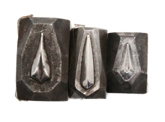 Picture of Impression Die Medium Tapered Drops Earrings