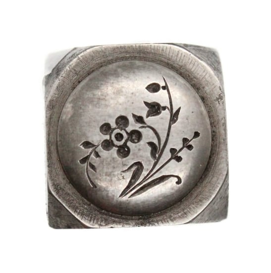 Picture of Impression Die Tiny Bloom Button