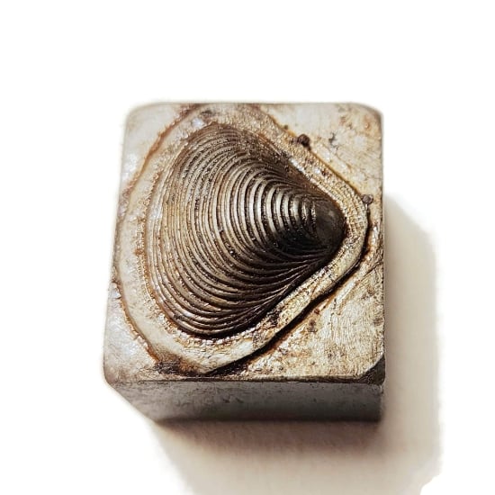 Picture of Impression Die Clam Shell