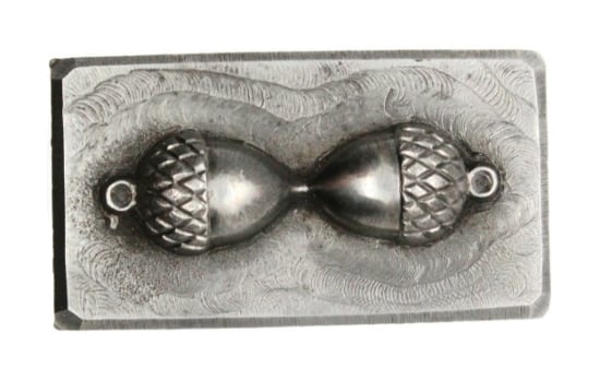 Picture of Impression Die Kissing Acorns