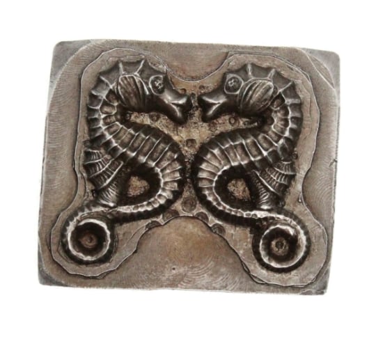 Picture of Impression Die Kissing Seahorses
