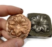 Picture of Impression Die Giant Flower with Setting