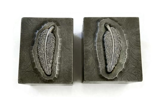 Picture of Impression Die Textured Feather Pair