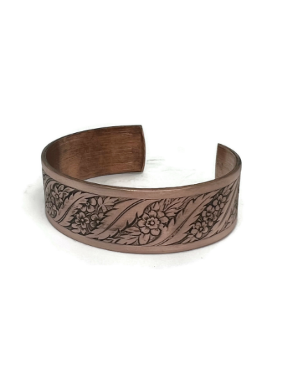 Picture of Staggered Bouquet Copper Cuff
