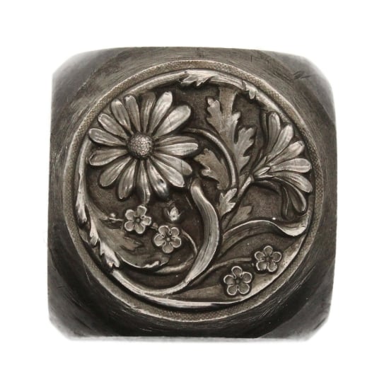 Picture of Impression Die French Daisy Large