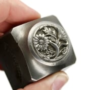 Picture of Impression Die French Daisy Small