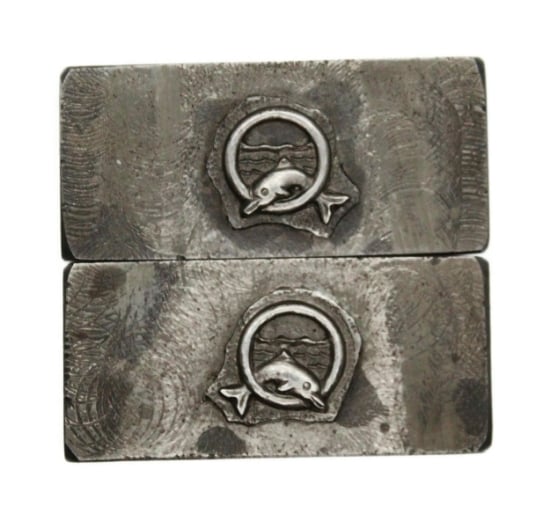 Picture of Impression Die Show Dolphin Pair