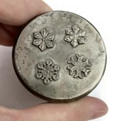Picture of Impression Die Snow  Flurries Shot Plate
