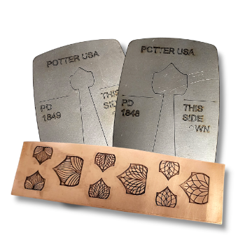 Show details for Stylized Holly Pendant and Earrings Bundle Picture of Stylized Holly Pendant and Earrings Bundle