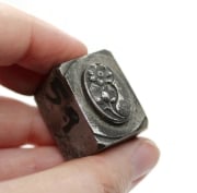 Picture of Impression Die Easter Daisy