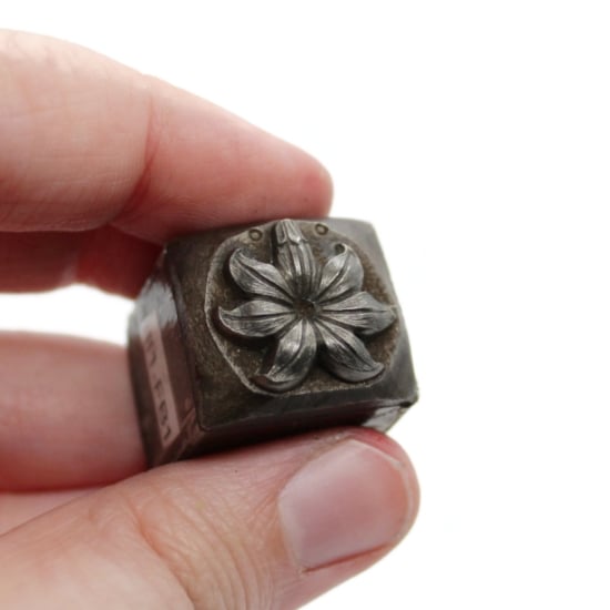 Picture of Impression Die Droopy Jungle Flower