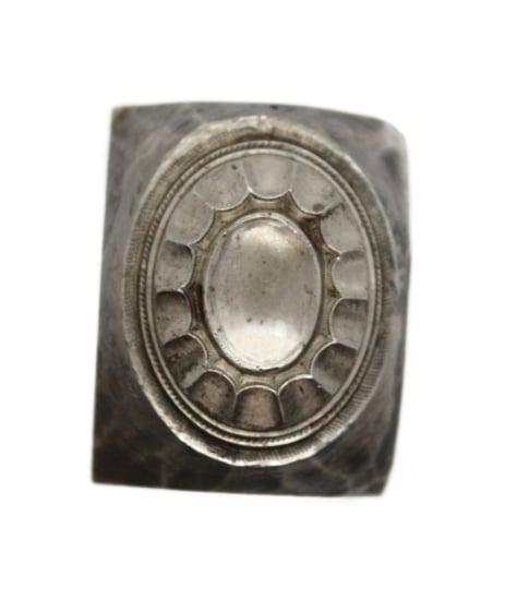 Picture of Impression Die Great Scalloped Bezel