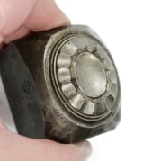 Picture of Impression Die Great Scalloped Bezel