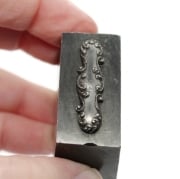 Picture of Impression Die Antoinette Beauty Pin