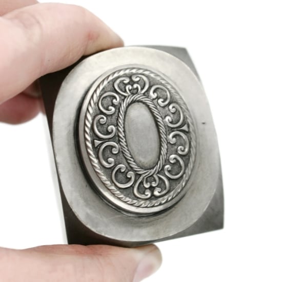 Picture of Impression Die Iron Twists Eli Locket