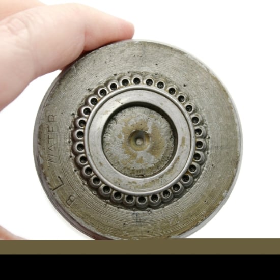 Picture of Impression Die Large Ruffled Bezel