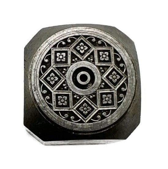 Picture of Impression Die French Enamel Gothic