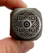 Picture of Impression Die French Enamel Gothic