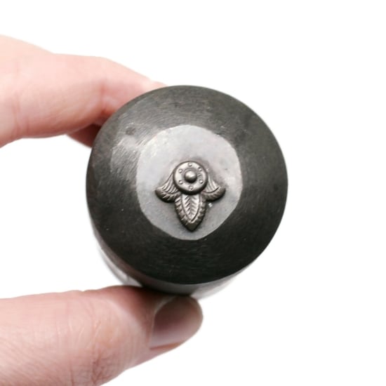 Picture of Impression Die 3-leaf Rivet Drop