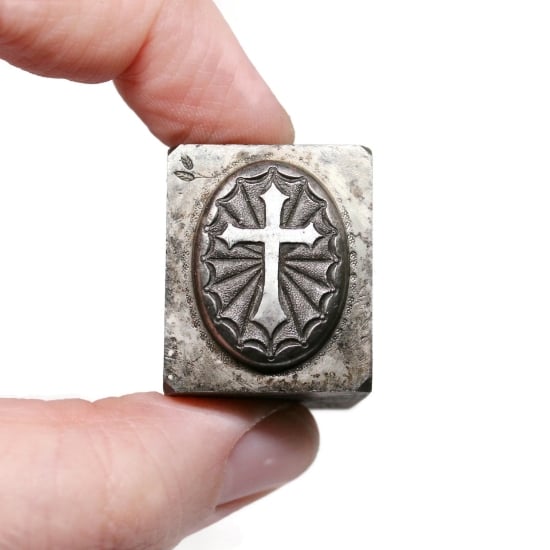 Picture of Impression Die Radiant Cross Locket