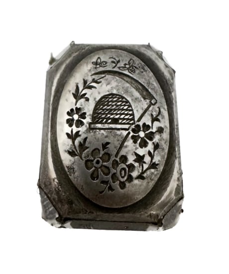 Picture of Impression Die Beekeeper's Locket
