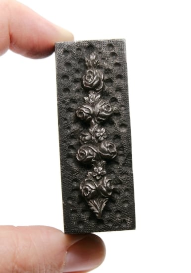 Picture of Impression Die Hanging Rose Garland