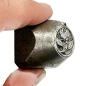 Picture of Impression Die Queen of Flowers Charm