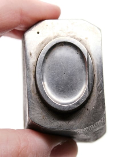 Picture of Impression Die Locket Back