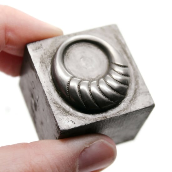 Picture of Impression Die Interlocking Bezel Hoop