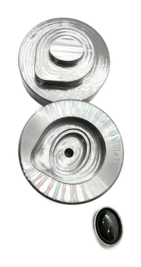 Picture of Bezel Die Tool Oval 18 x 13