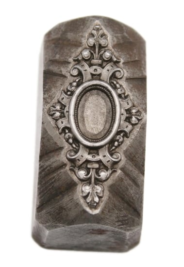 Picture of Impression Die Clover & Iris Parisian Bezel