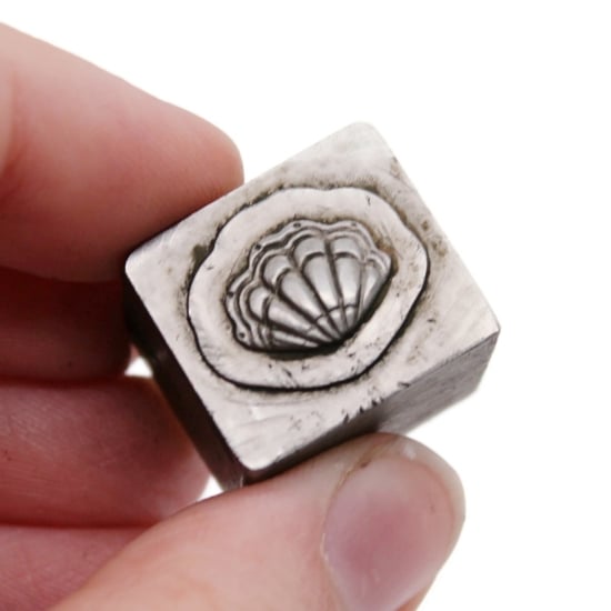 Picture of Impression Die Tiny Striped Shell