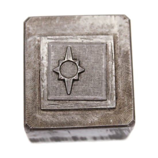 Picture of Impression Die Star on Guilloche Weave