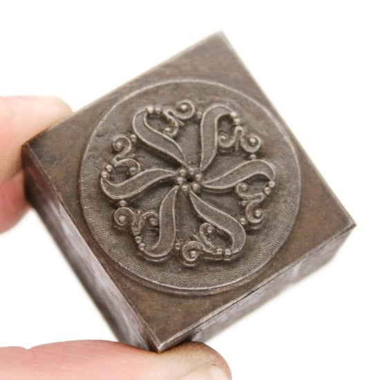 Picture of Impression Die Mermaid Tails Flower