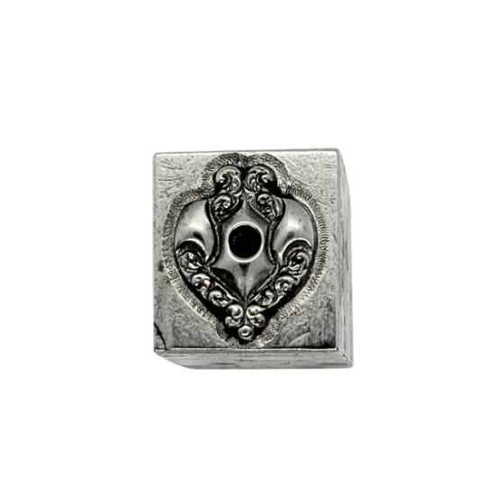 Picture of Impression Die Chaos-Bordered Winged Bezel