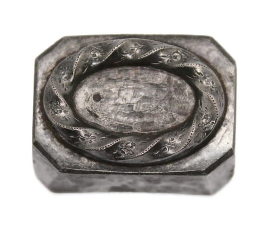 Picture of Impression Die French Embroidery Twist Bezel