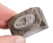 Picture of Impression Die Intaglio Ribbon Queen