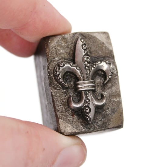 Picture of Impression Die Flourish Shaded Fleur de Lis